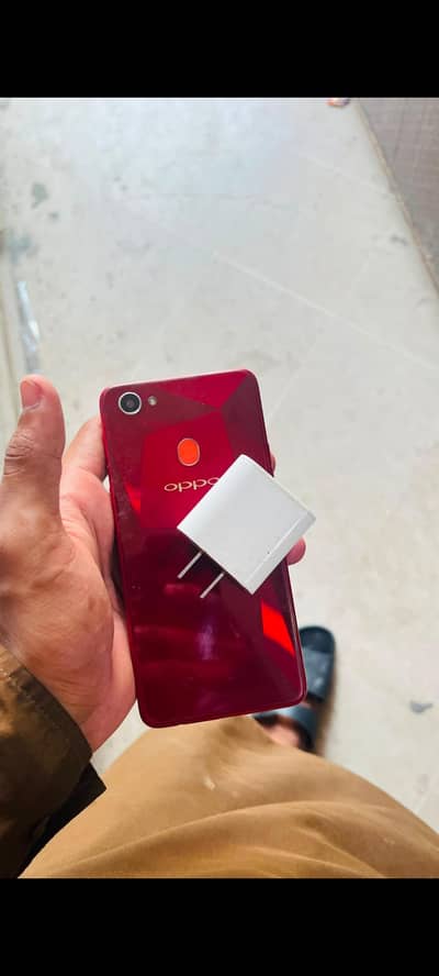 OPPO F7