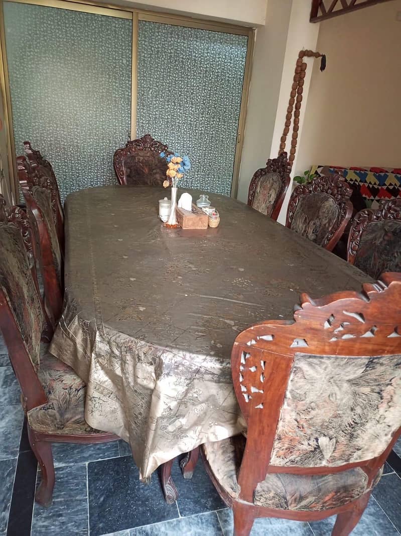 Dinning Table 3