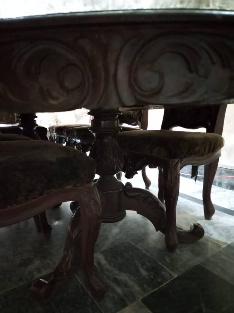 Dinning Table 6