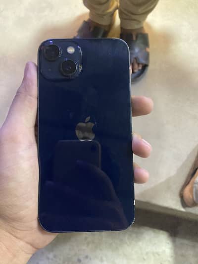 Apple iPhone 13