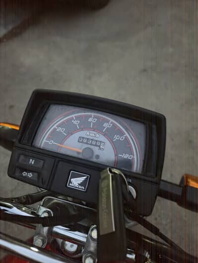 Honda CD 70 Red 25/26