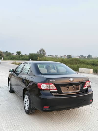 Toyota Corolla XLI 2013