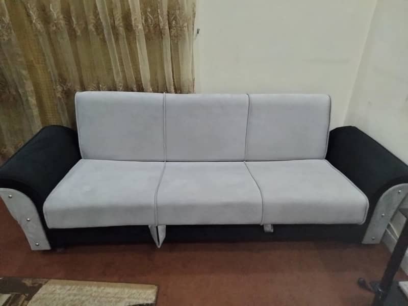 Sofa come bed 1