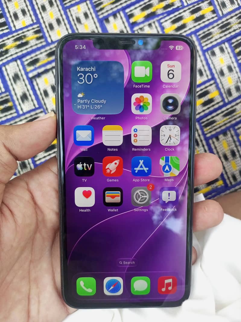 IPHONE 11 PRO MAX 6