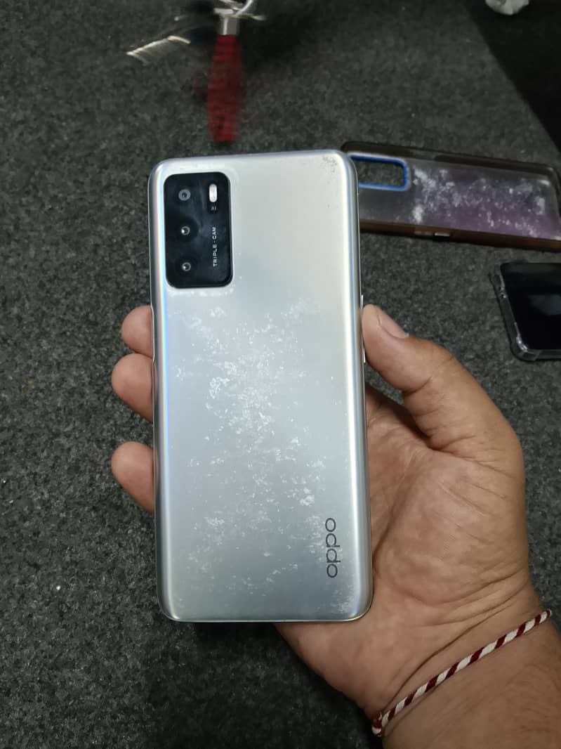 OPPO A16 0
