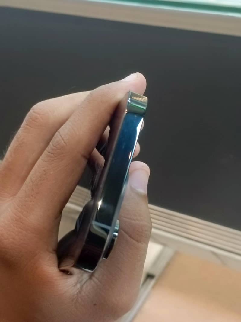 Apple iPhone 14 Pro 5