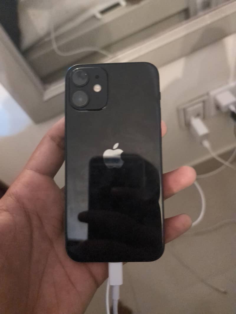 Apple iPhone 12 mini 1