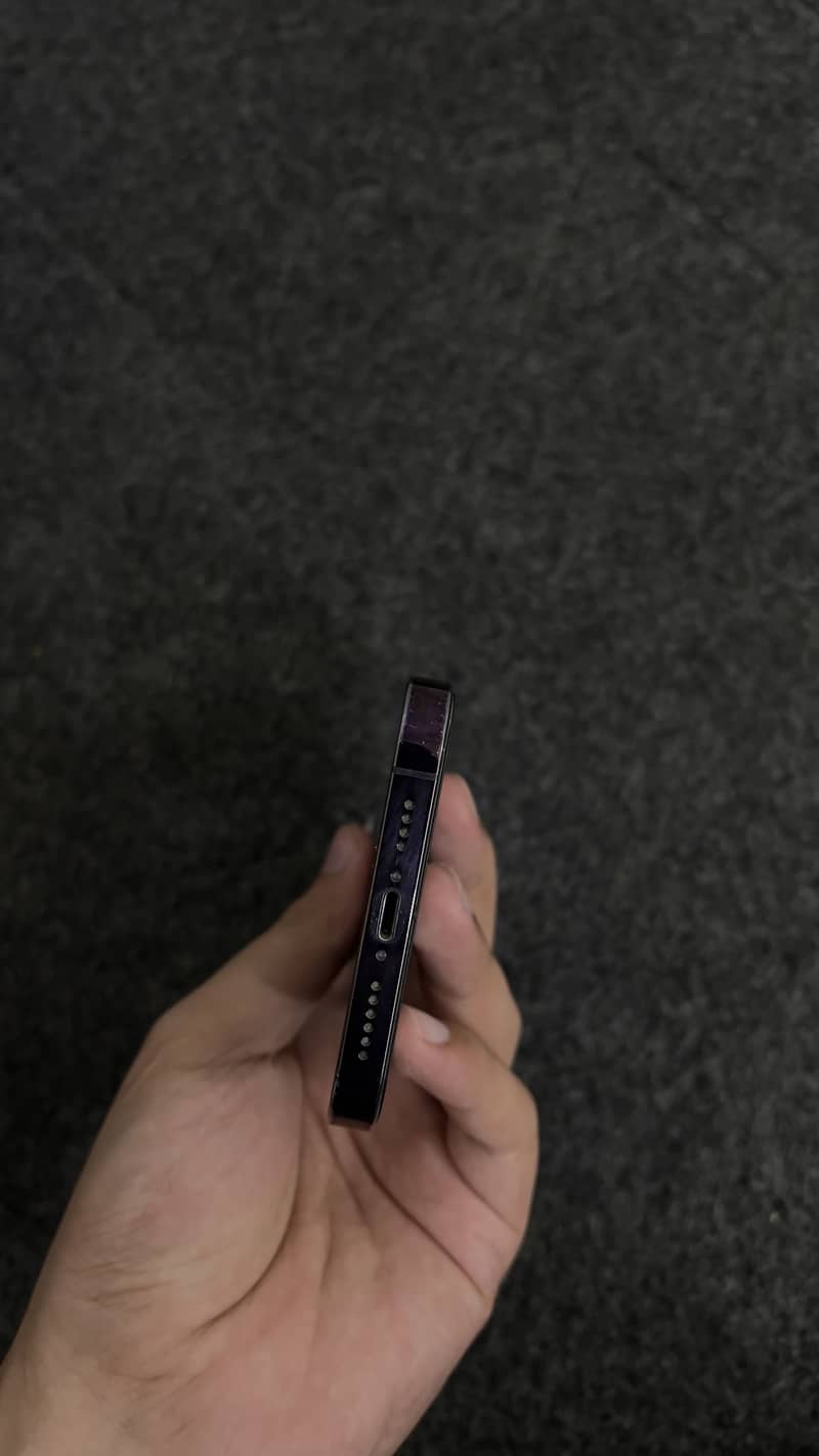 Apple iPhone 14 Pro Max 4