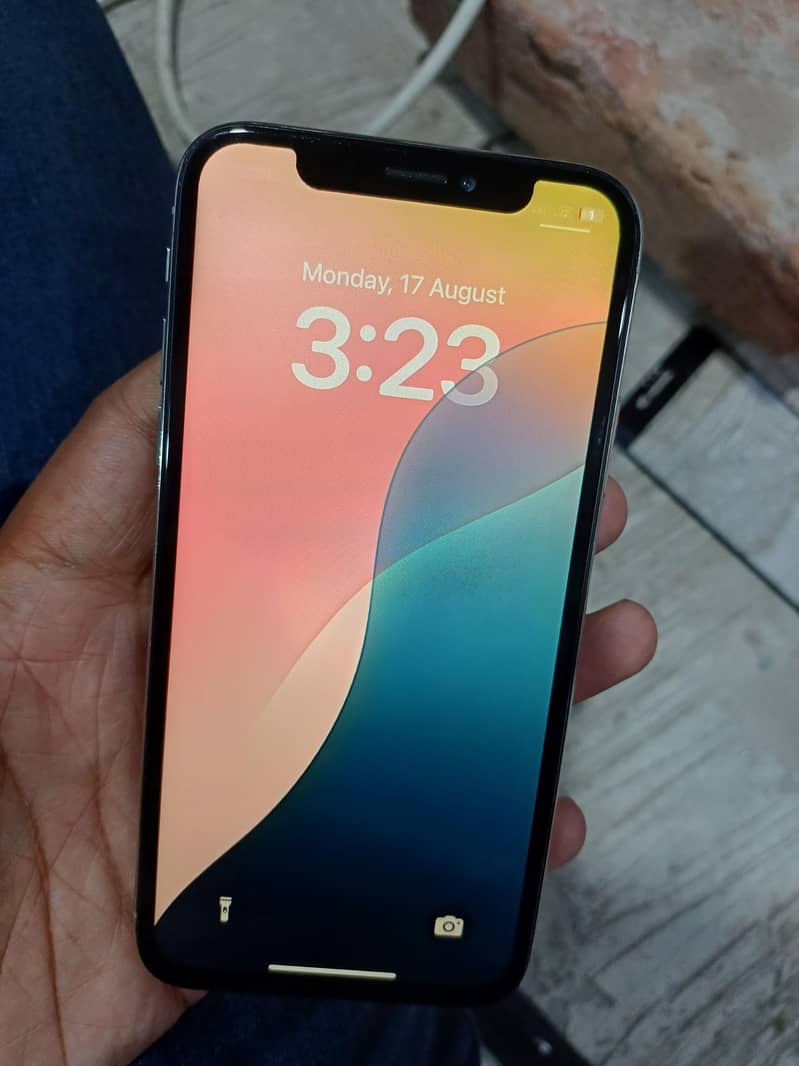 Apple iPhone XS 0