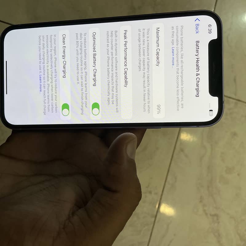Apple iPhone 12 3