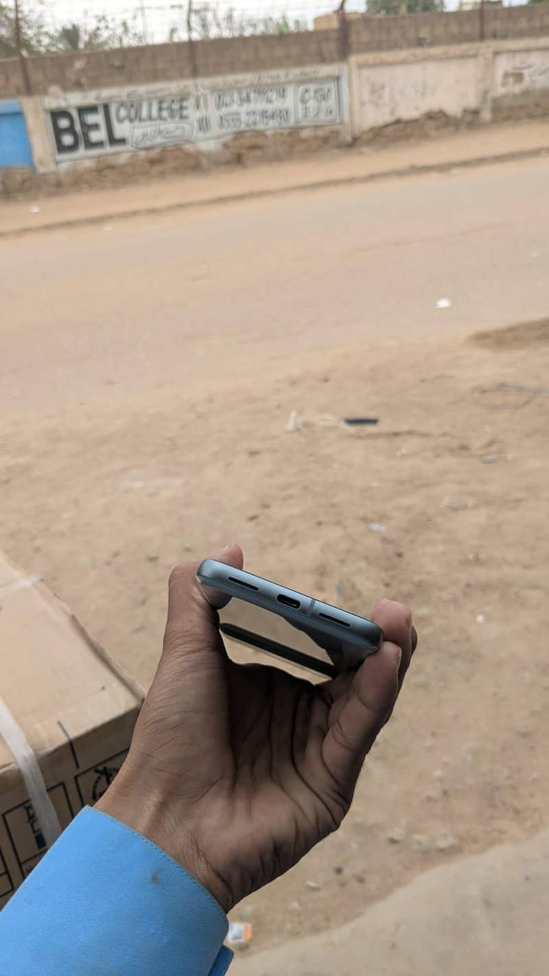 Google Pixel 8 1