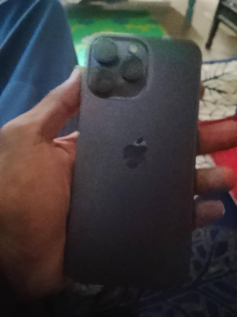 Apple iPhone 14 Pro Max 1