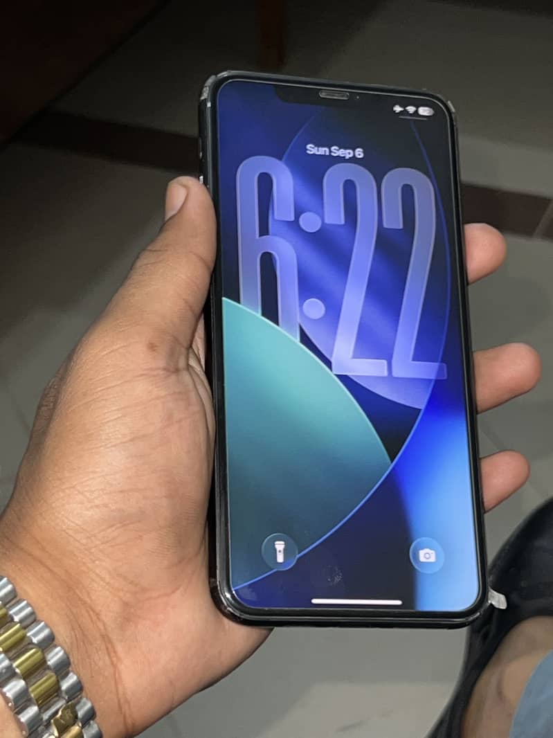 Apple iPhone 11 Pro Max 5