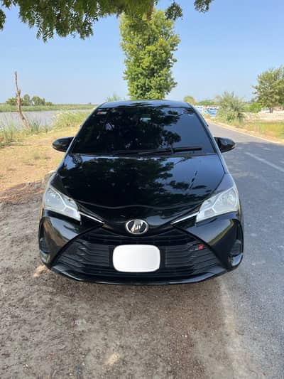 Toyota Vitz 1.0 F