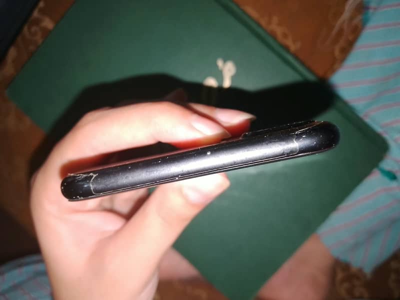 Apple iPhone 7 Plus 3