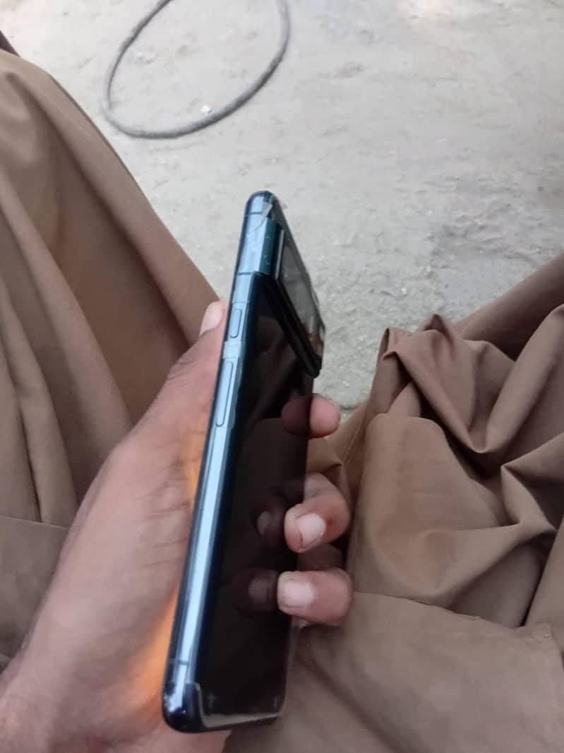 Google Pixel 8 Pro 2