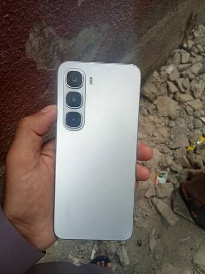 Infinix hote 60i 6+6 128