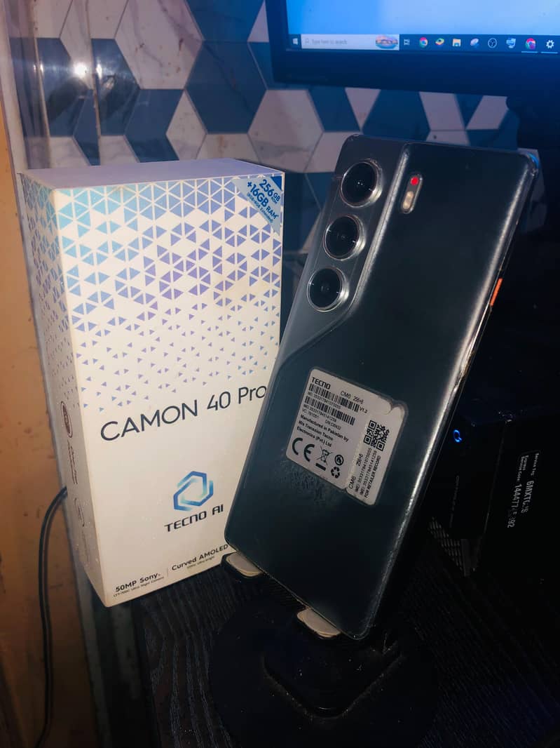 Tecno CAMON 40 Pro 3