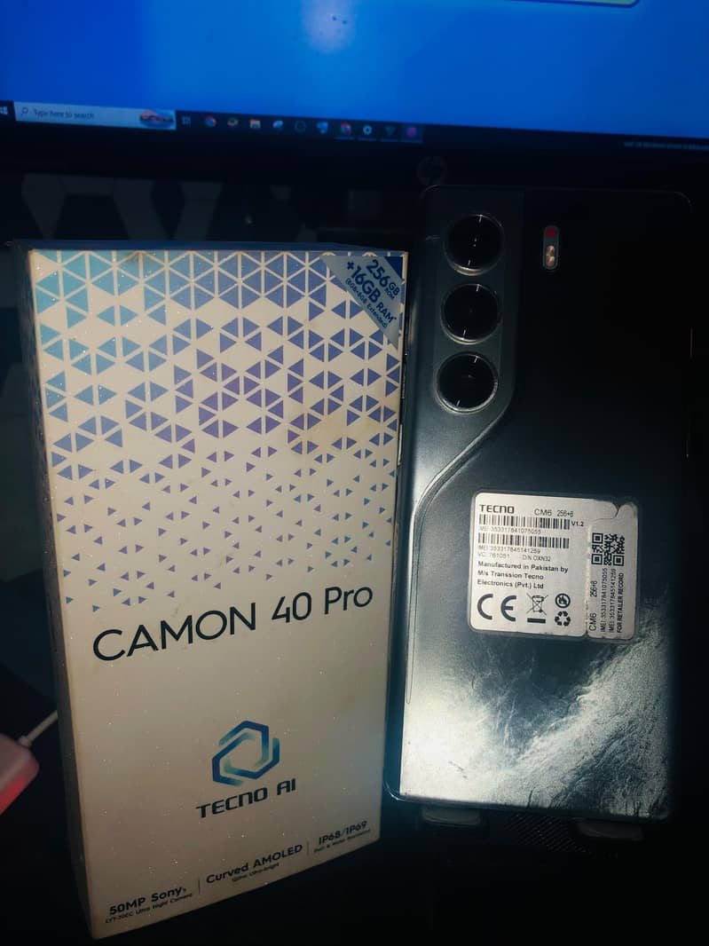 Tecno CAMON 40 Pro 4