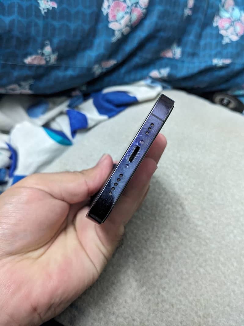 Apple iPhone 14 Pro 4
