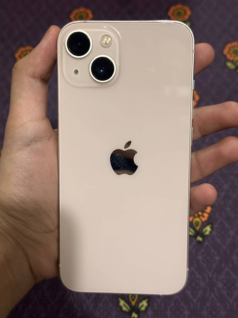 Apple iPhone 13 7