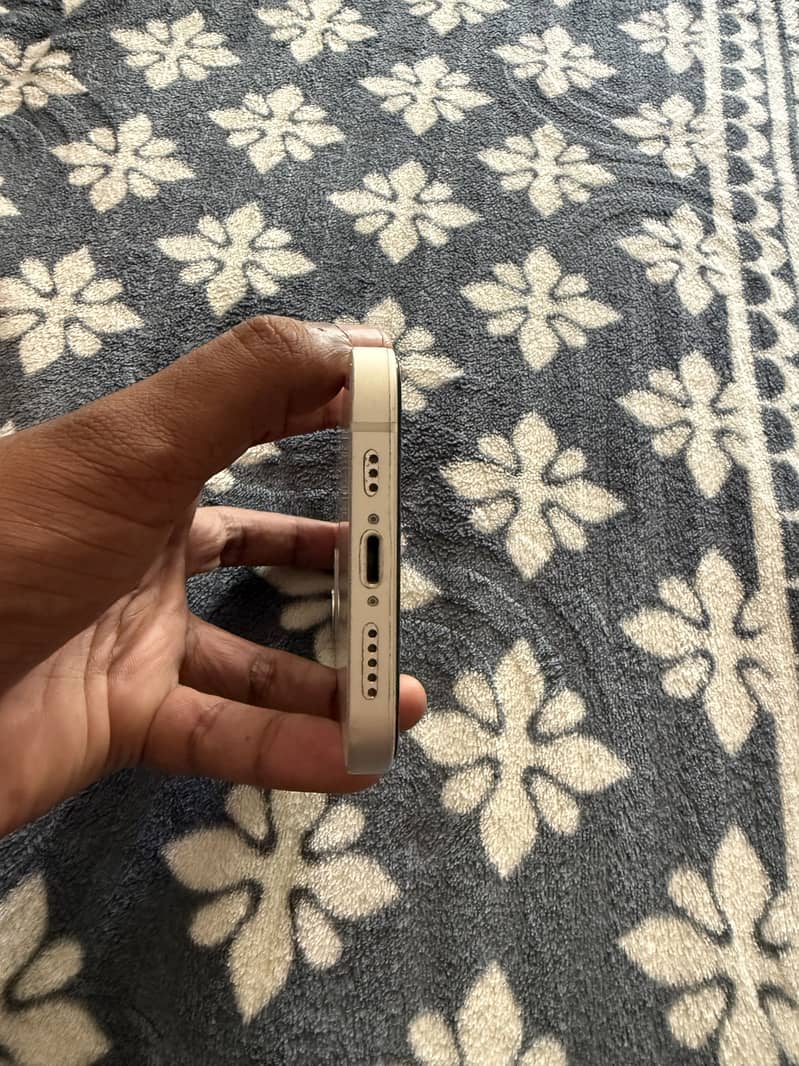 Apple iPhone 12 8