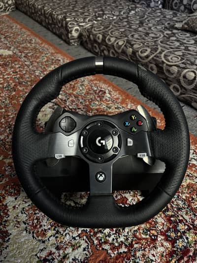Logitech G920 racing wheel only. Almost new