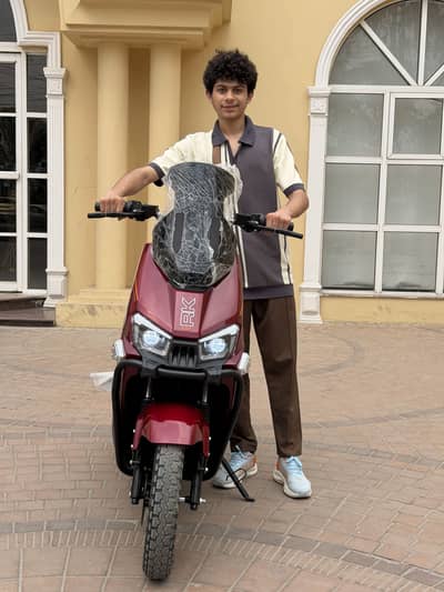 Road King JOY , 1000 W Motor , 55 Top Speed