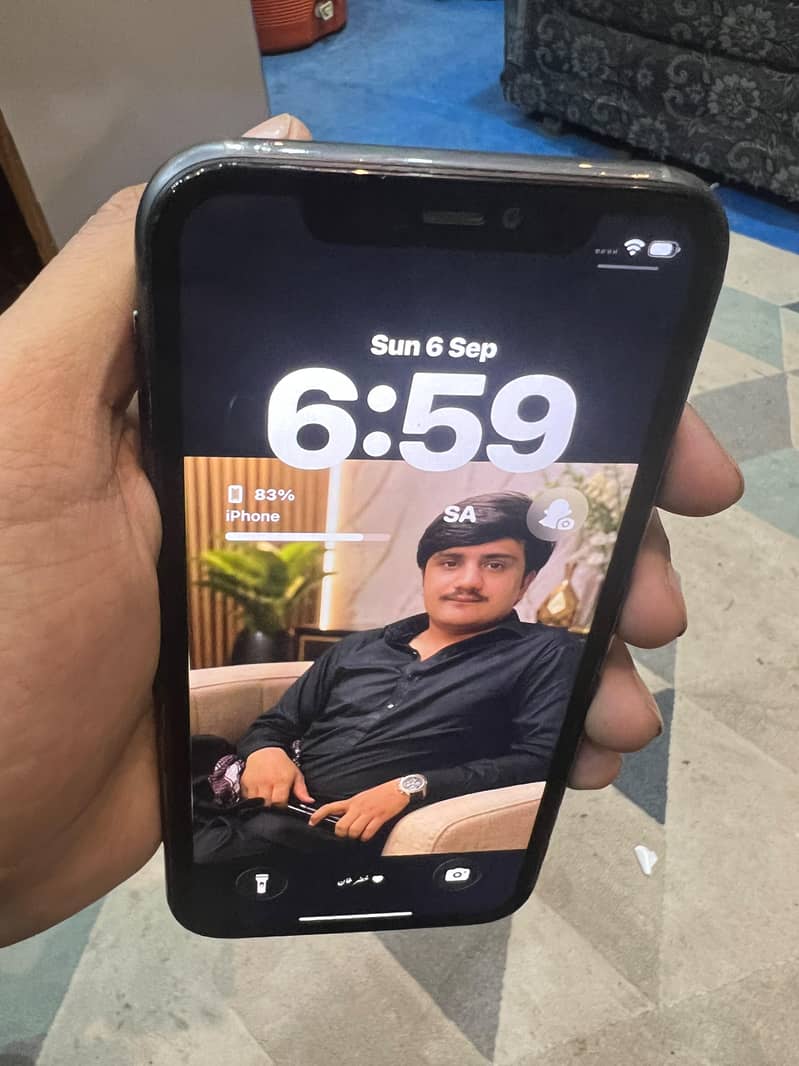 Apple iPhone 11 3