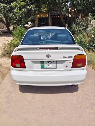 Suzuki Baleno 2003