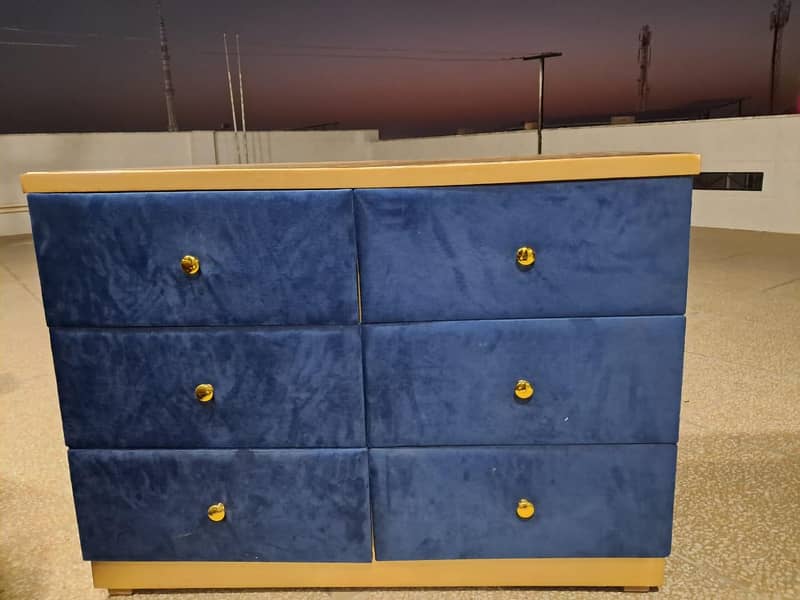 BEDSET COMPLETE WITH MATTRESS + DEWAN SOFA 3