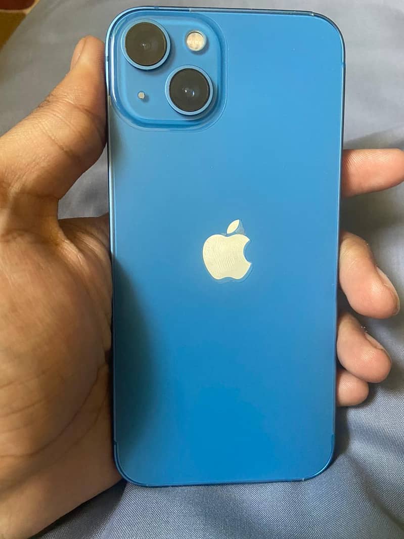 Apple iPhone 13 6
