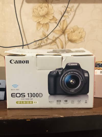 Canon 1300d with lens & flashgun