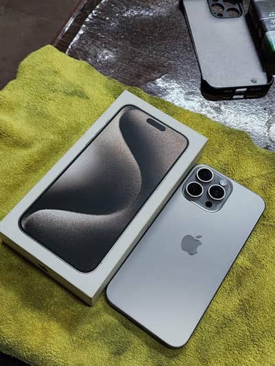 Apple iPhone 15 Pro Max HK ( dual physical )