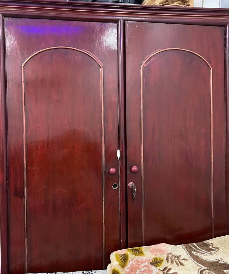 Wardrobe Almari 0