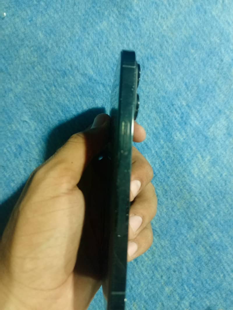 Apple iPhone 14 Pro 1