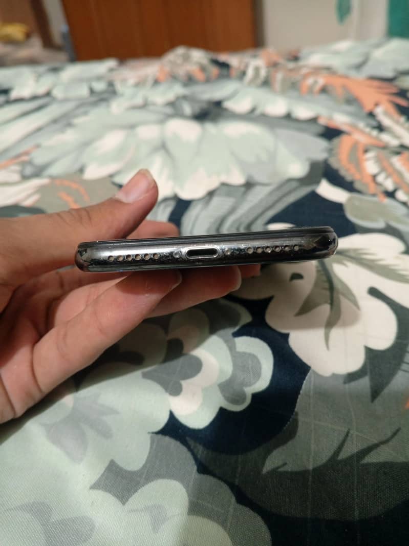 Apple iPhone X 2