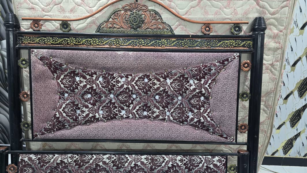 Iron bed 3