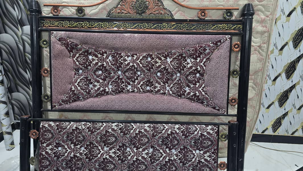 Iron bed 4