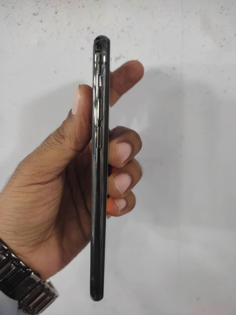 Apple iPhone X 2