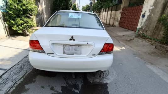 Mitsubishi Lancer 2005