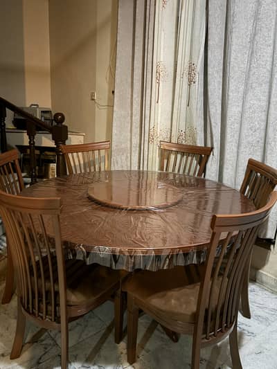 6 Seater Wooden Round Dining Table with 6 Chairs