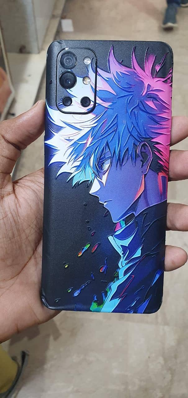 One Plus 9R 1