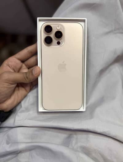 Apple iPhone 16 Pro Max