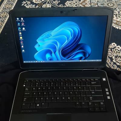 Dell Laptop Core i5 3rd Gen 8GB RAM 128 GB SSD