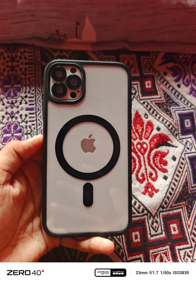 Apple iPhone XR 0