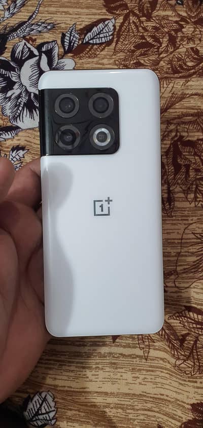 One Plus 10 Pro