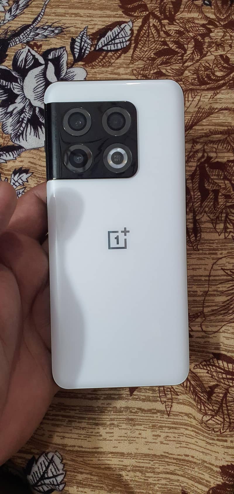 One Plus 10 Pro 0