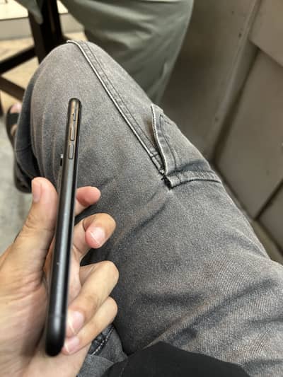 Apple iPhone XR
