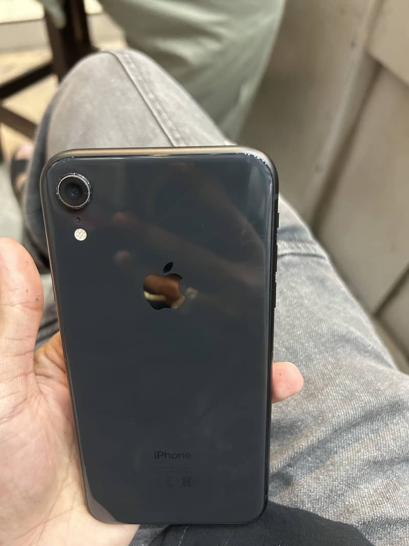 Apple iPhone XR 2
